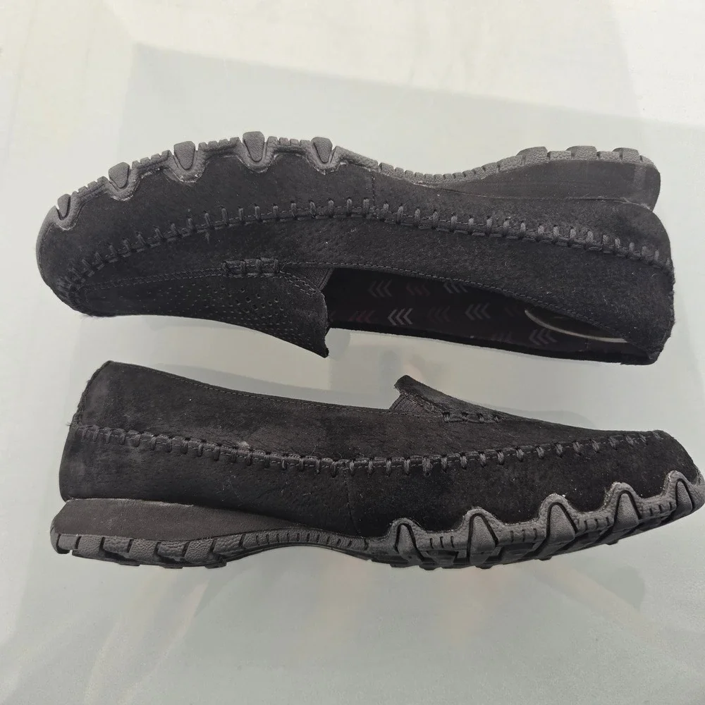 Skechers Relaxed Fit Black Leather Loafers Air-Cooled Memory Foam Womens 8.5